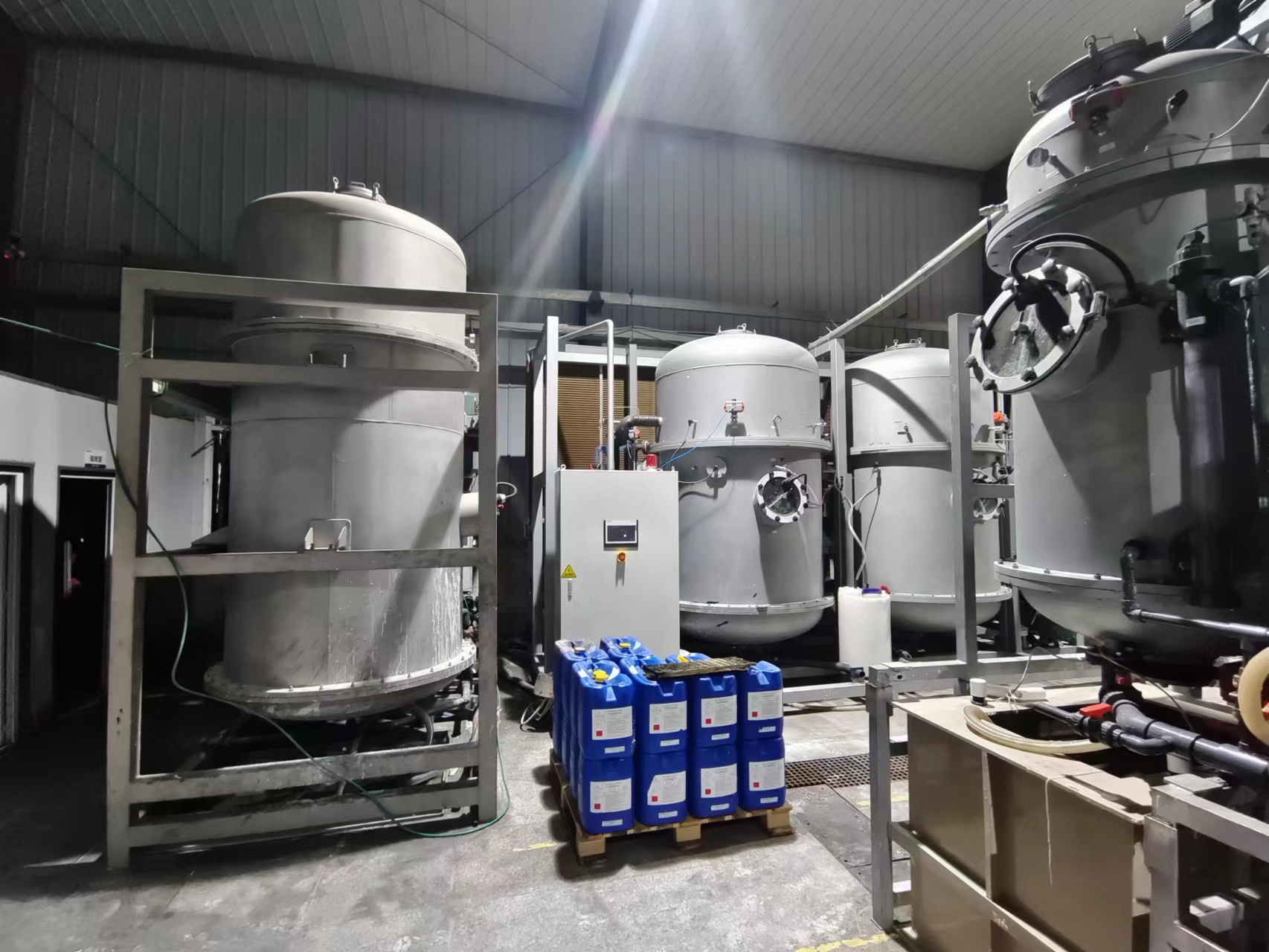 高效低溫蒸發廢水處理設備實現廢液濃縮減量90%以上！